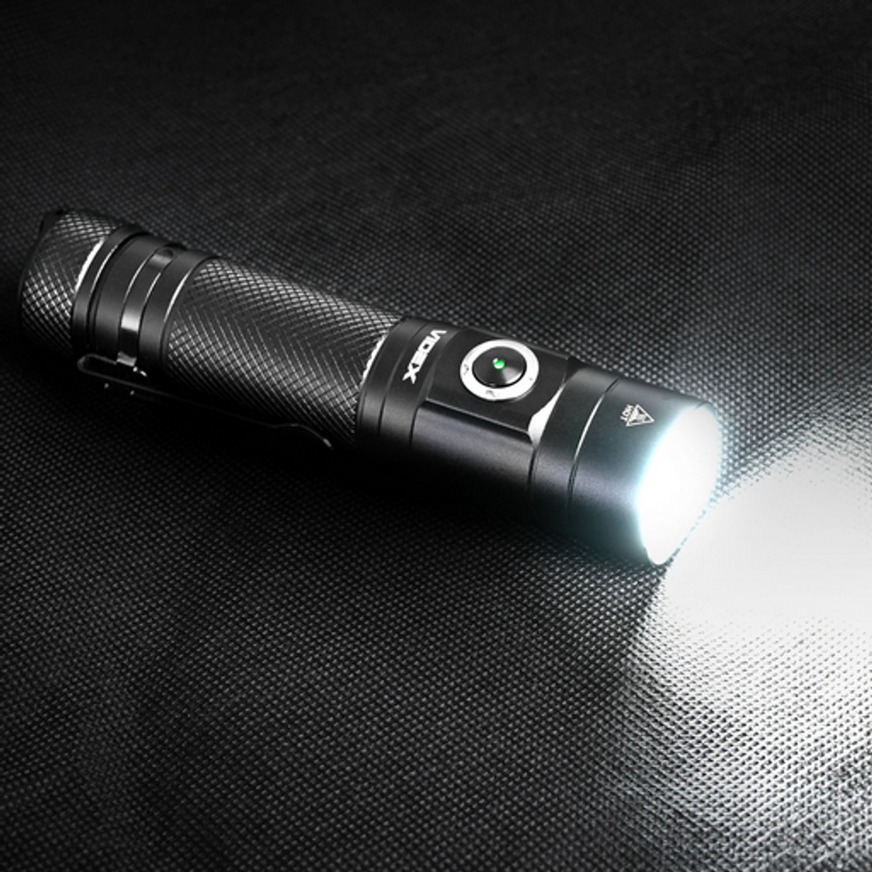 VLF-A353 ŞARJ EDİLEBİLİR LED EL FENERİ